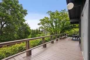 25845 Springhill Dr, Los Altos Hills, CA 94022 - Photo 44