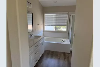 4117 E Haack Ct, Elk Grove, CA 95758 - Photo 16