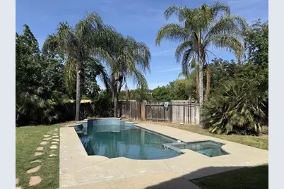 4117 E Haack Ct, Elk Grove, CA 95758 - Photo 10