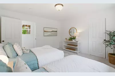 2136 Clayton Dr, Menlo Park, CA 94025 - Photo 22