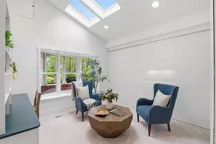 2136 Clayton Dr, Menlo Park, CA 94025 - Photo 12