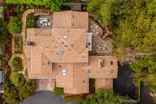 2136 Clayton Dr, Menlo Park, CA 94025 - Photo 34