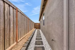 673 Dorset, Patterson, CA 95363 - Photo 36