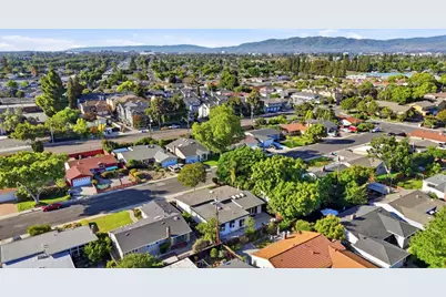 2466 Armstrong, Santa Clara, CA 95050 - Photo 42