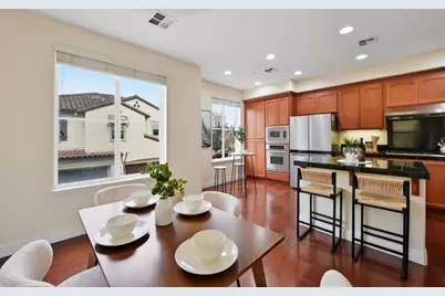 48962 Woodgrove Cmn, Fremont, CA 94539 - Photo 4