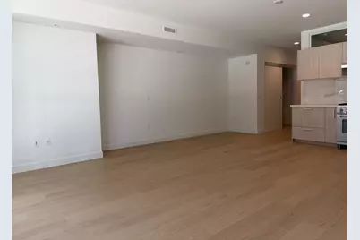 188 W St James St 10413, San Jose, CA 95110 - Photo 10