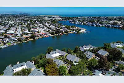 1054 Shoreline Dr, San Mateo, CA 94404 - Photo 46