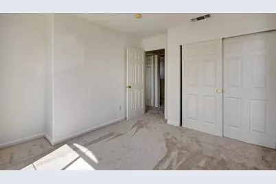 2287 Woodset Dr, San Jose, CA 95116 - Photo 32