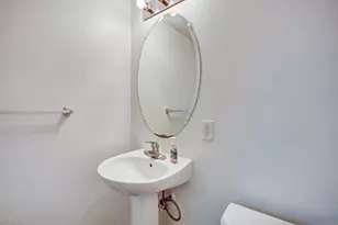 2287 Woodset Dr, San Jose, CA 95116 - Photo 22
