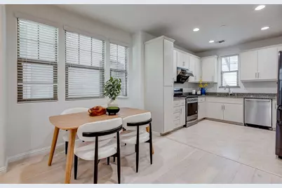 3702 Pyramid Way, Mountain View, CA 94043 - Photo 10