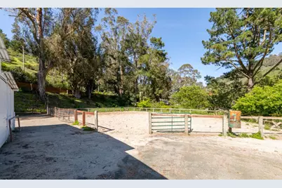 2570 Purisima Creek Rd, Half Moon Bay, CA 94019 - Photo 64