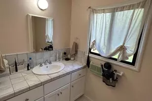 906 Bautista Dr, Salinas, CA 93901 - Photo 18