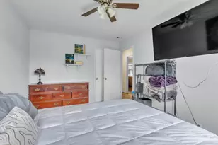 906 Bautista Dr, Salinas, CA 93901 - Photo 20