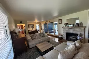 906 Bautista Dr, Salinas, CA 93901 - Photo 4