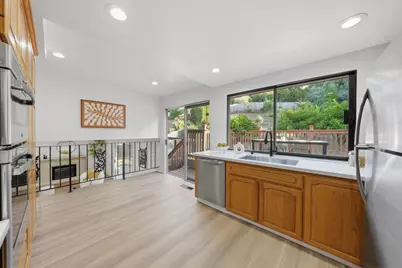 4199 Loganberry Dr, San Jose, CA 95121 - Photo 14