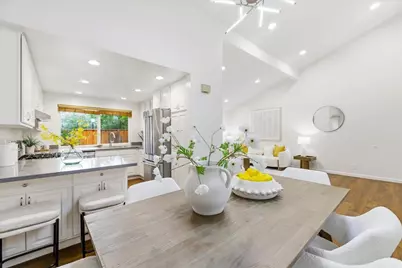 10893 Northfield Sq, Cupertino, CA 95014 - Photo 22