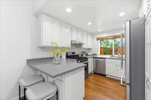 10893 Northfield Square, Cupertino, CA 95014 - Photo 6