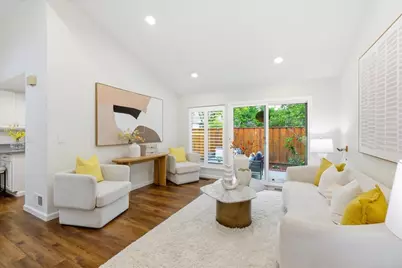 10893 Northfield Sq, Cupertino, CA 95014 - Photo 8
