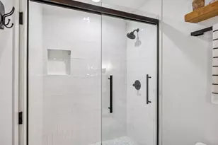 1515 Arc Way 105, Burlingame, CA 94010 - Photo 18