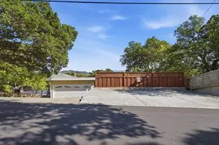 1912 Oak Knoll Dr, Belmont, CA 94002 - Photo 2
