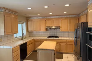 Address Not Disclosed, Salinas, CA 93906 - Photo 2