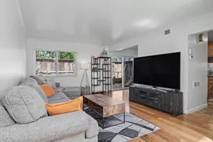 1310 Primavera St 109, Salinas, CA 93901 - Photo 12