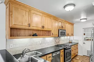 1310 Primavera St 109, Salinas, CA 93901 - Photo 4
