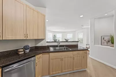 1121 40th St 1301, Emeryville, CA 94608 - Photo 20