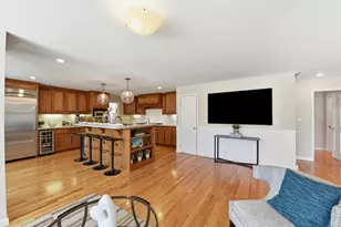 2465 Fenian Dr, Campbell, CA 95008 - Photo 10