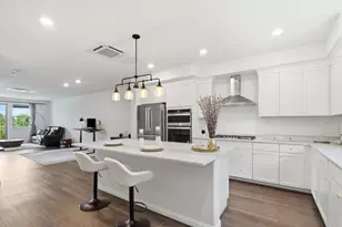 6709 Magnetic Loop, San Jose, CA 95119 - Photo 2