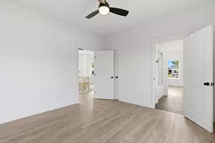 706 Central Ave, Hollister, CA 95023 - Photo 18