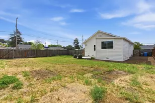 706 Central Ave, Hollister, CA 95023 - Photo 26