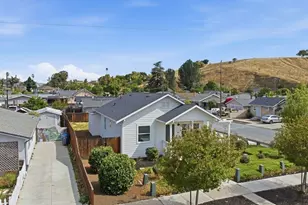 706 Central Ave, Hollister, CA 95023 - Photo 32