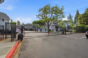 354 Shadow Run Dr, San Jose, CA 95110 - Photo 32