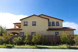 1011 El Cerro Dr, Hollister, CA 95023 - Photo 4