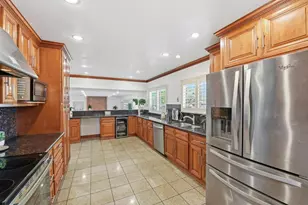 3607 Deedham Dr, San Jose, CA 95148 - Photo 10
