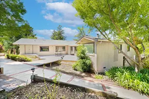 11234 Sun Valley Dr, Oakland, CA 94605 - Photo 52
