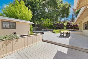11234 Sun Valley Dr, Oakland, CA 94605 - Photo 48