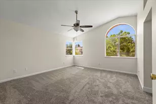 500 Birdsong St, Gilroy, CA 95020 - Photo 10