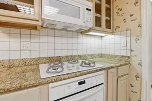 1128 Keltner Ave, San Jose, CA 95117 - Photo 8