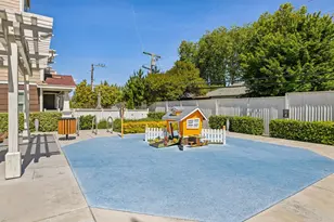 21 Tidal Wy, San Mateo, CA 94401 - Photo 20