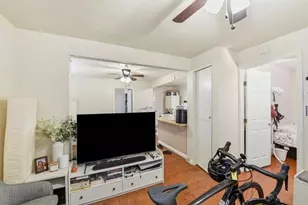 2115 University Ave, Mountain View, CA 94040 - Photo 22