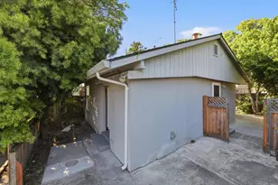 2115 University Ave, Mountain View, CA 94040 - Photo 36