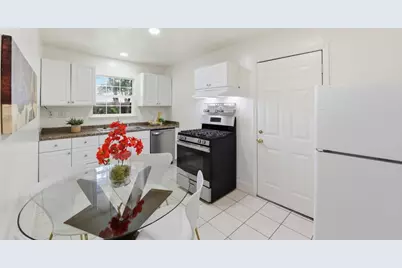 2115 University Ave, Mountain View, CA 94040 - Photo 16