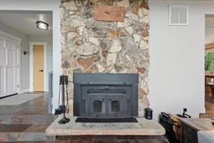 19754 Solus Campground Rd, Lakehead, CA 96051 - Photo 22