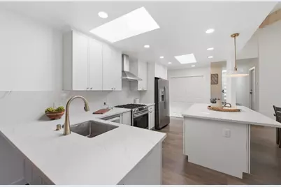 605 Alameda De Las Pulgas, Belmont, CA 94002 - Photo 12