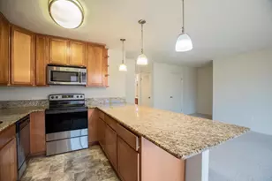300 Glenwood Cir 258, Monterey, CA 93940 - Photo 14