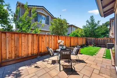 2779 Parasol Ct, San Jose, CA 95125 - Photo 36