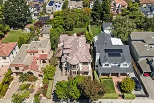 216 Bloomfield Rd, Burlingame, CA 94010 - Photo 42