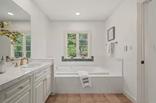 216 Bloomfield Rd, Burlingame, CA 94010 - Photo 22